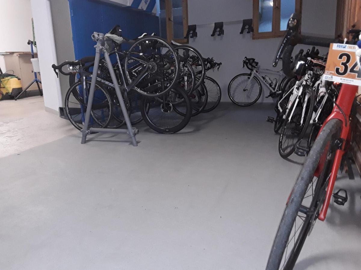 阿伯雷斯住宅酒店 瓦尔富尔瓦 外观 照片