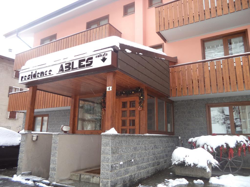 阿伯雷斯住宅酒店 瓦尔富尔瓦 外观 照片